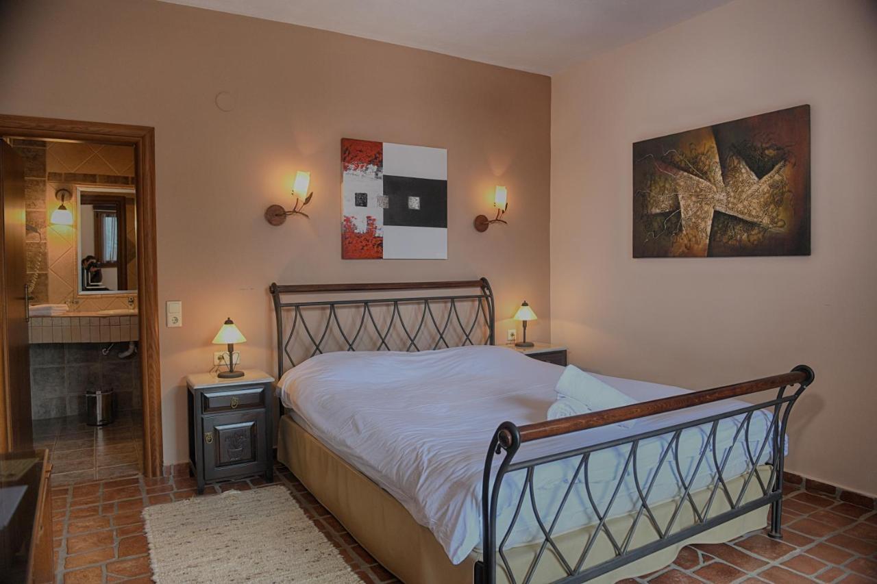 Hotel Epavlis Káto Poróïa 외부 사진