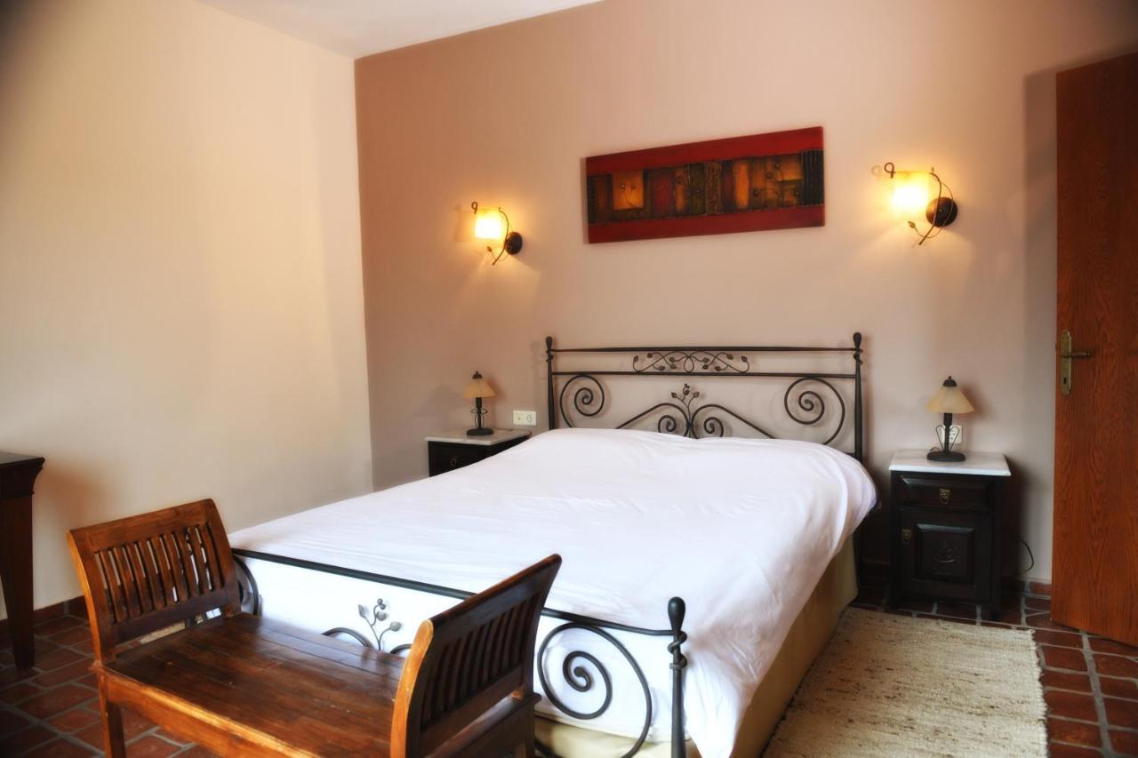 Hotel Epavlis Káto Poróïa 외부 사진